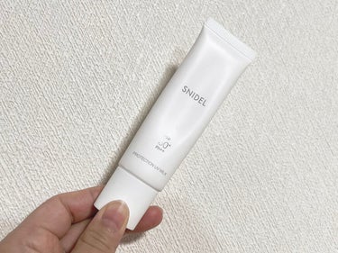 SNIDEL BEAUTY プロテクション UV ミルクのクチコミ「乾燥＆敏感肌なのでこの商品を買ったのですが… 
しっとりはしっとりなんですがずっとベトベトしま.....」（1枚目）