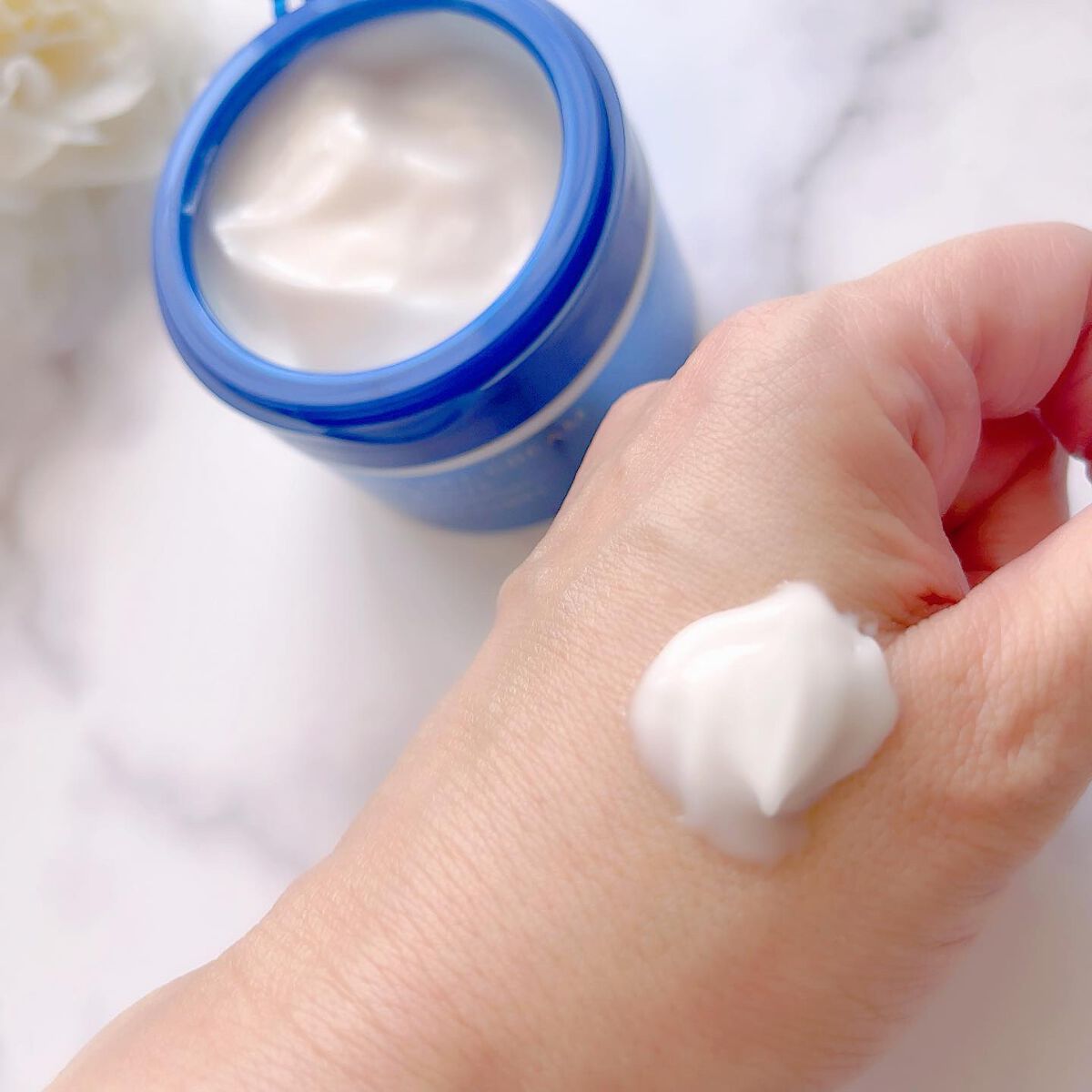 スペシャルジェルクリームA (ホワイト)(医薬部外品)/アクアレーベル/オールインワン化粧品を使ったクチコミ(3枚目)