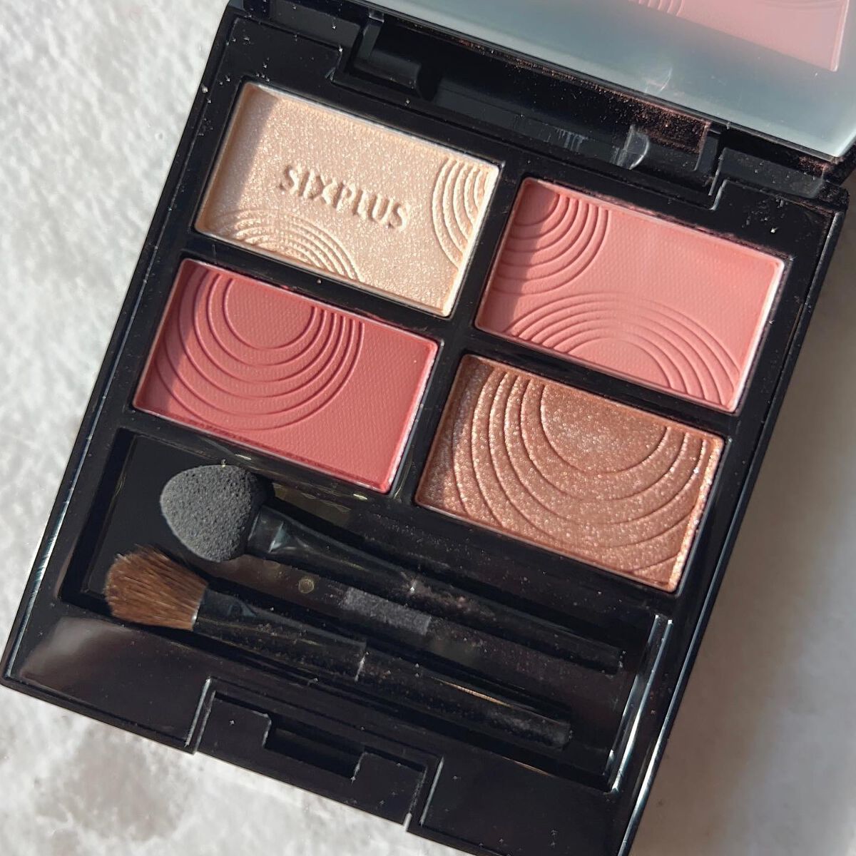 SIXPLUS 4色アイシャドウ/SIXPLUS/アイシャドウパレットを使ったクチコミ(2枚目)