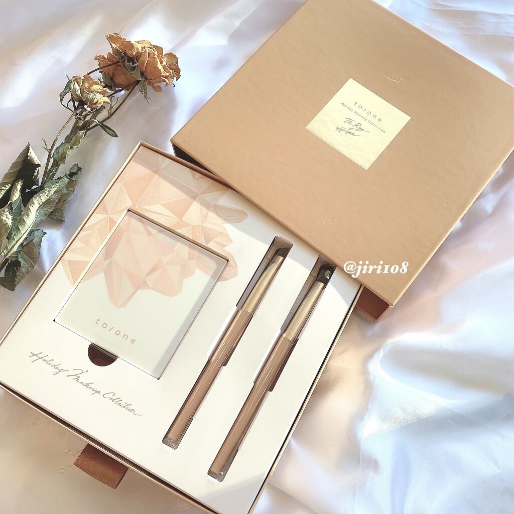 ホリデーメイクアップコレクション2021/to/one/メイクアップキットを使ったクチコミ（2枚目）