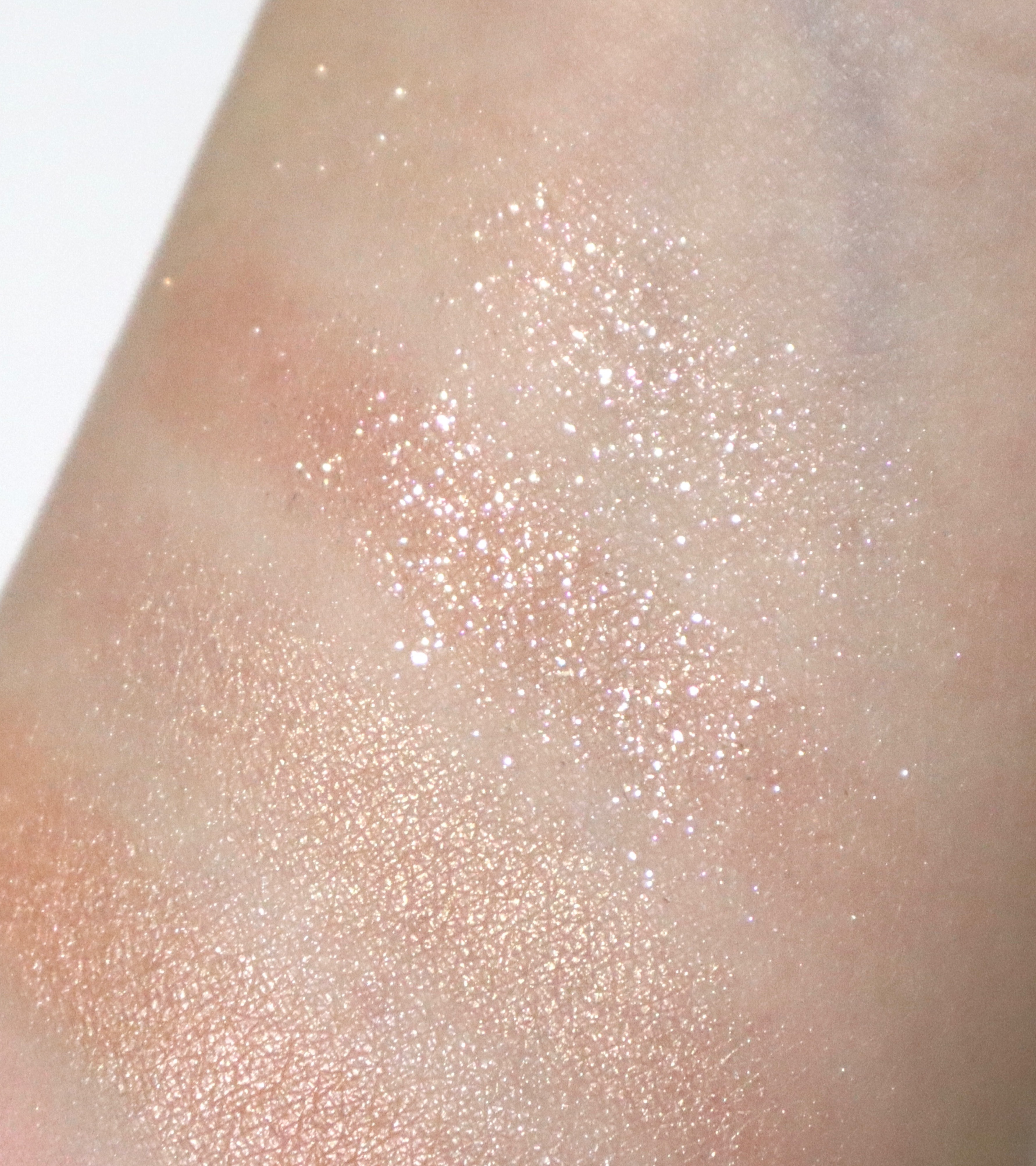 シャドーカスタマイズ/MAJOLICA MAJORCA/単色アイシャドウを使ったクチコミ（3枚目）