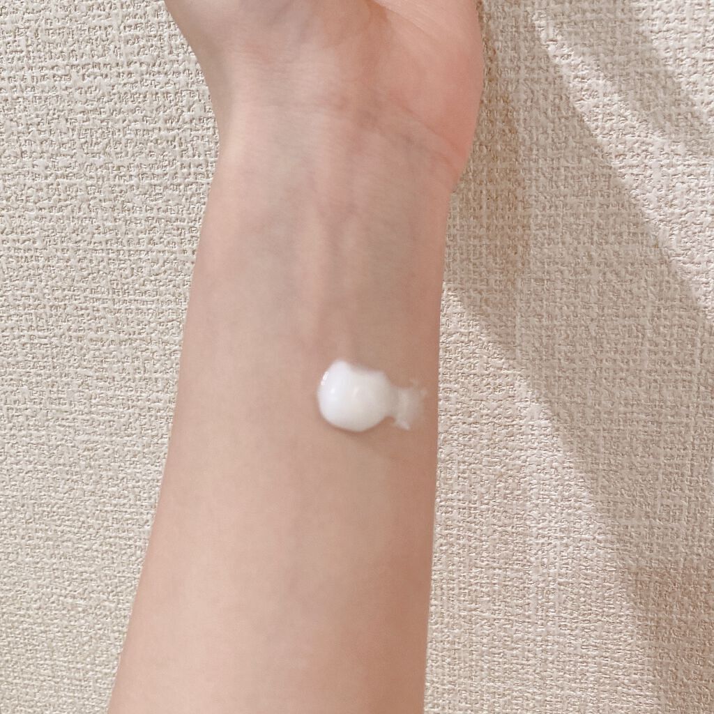 ヴァセリン アドバンスドリペア ボディローション 無香料/ヴァセリン/ボディローションを使ったクチコミ（2枚目）