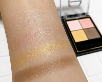 リアルクローズシャドウ/excel/アイシャドウパレットを使ったクチコミ(3枚目)