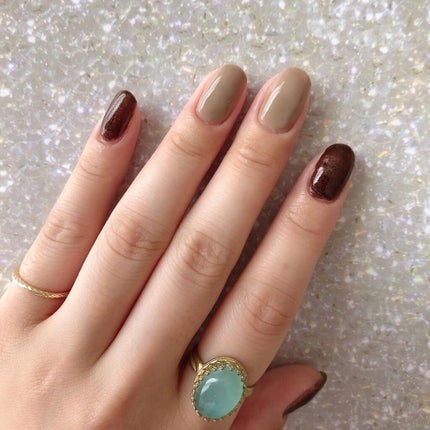 hydrangea✨ on LIPS 「本日のネイル💅☀︎めーっちゃシンプルに2カラーのベタ塗りです୧..」(4枚目)