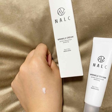 NALC(ナルク) 薬用ホワイトリンクルクリーム

シワを改善する薬用クリーム。有効成分ナイアシンアミドがシワを改善し、シミ・そばかすを防ぎます。
「ナイアシンアミド」はビタミンＢ群の一種であり、真皮の