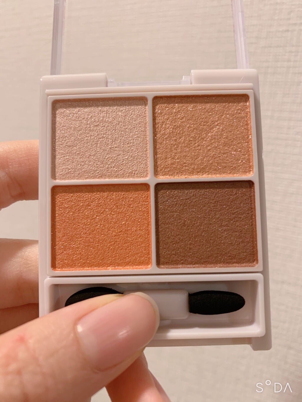 シルキースフレアイズ/キャンメイク/アイシャドウパレットを使ったクチコミ(2枚目)