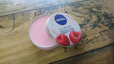 LIP BUTTER/NIVEA(海外)/リップケア・リップクリームを使ったクチコミ（1枚目）