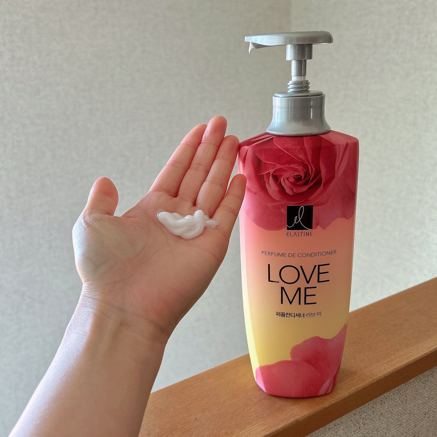 パフュームシャンプー&コンディショナー/エラスチン/シャンプー・コンディショナーを使ったクチコミ(3枚目)