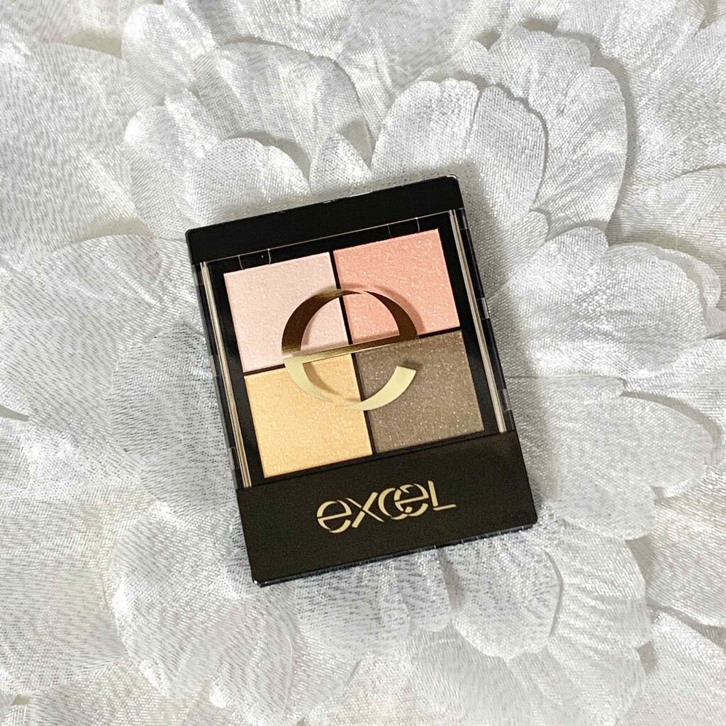 ▽#エクセル リアルクローズシャドウ 使用レビュー


大好きなエクセルから新色のアイシャドウが出ると知り、ネット通販で購入。
私はCS09 イエロータッセルを選んだ。


✔
筆にとっても粉飛びしない。
流石のエクセルアイシャドウである。