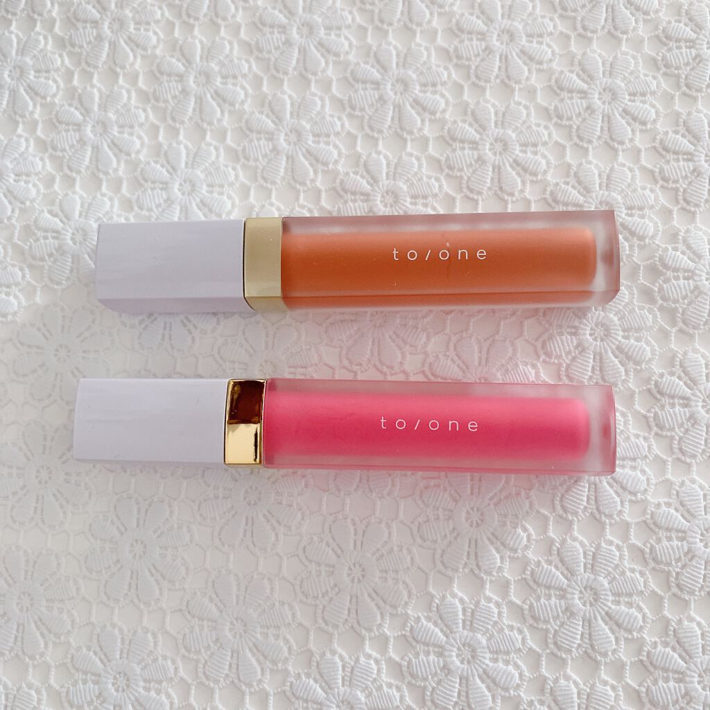 トーン ペタル エッセンス グロス/to/one/リップグロスを使ったクチコミ（3枚目）