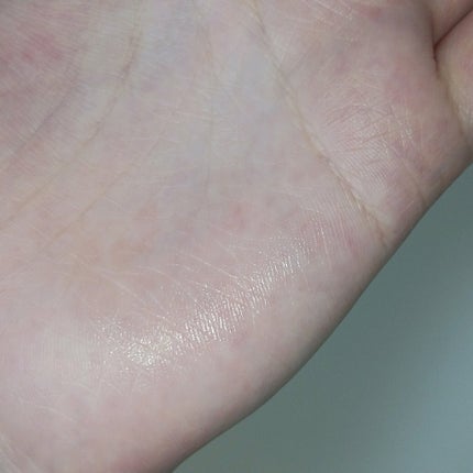 恩椿オーガニックリップスティック/Ontsubaki/リップクリームを使ったクチコミ(4枚目)