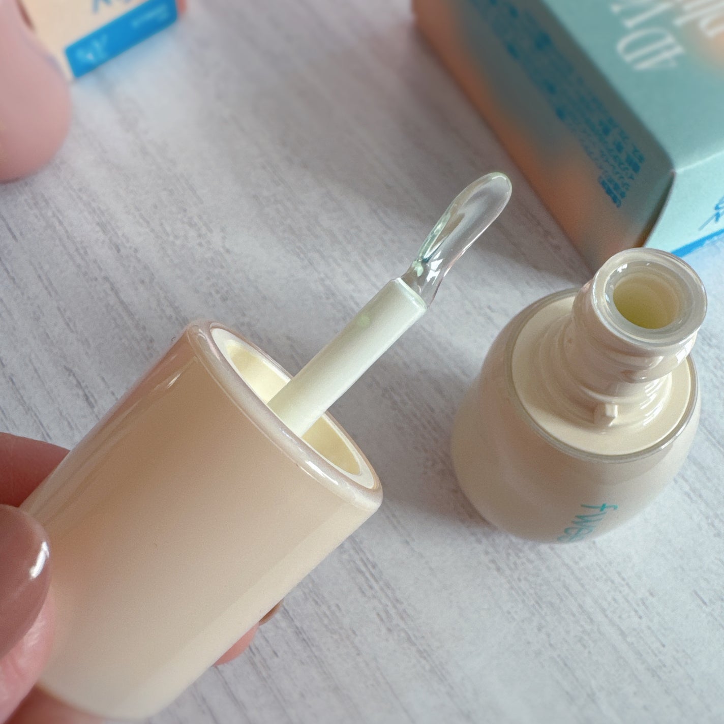 フィー 3Dボリューミンググロス/fwee/リップグロスを使ったクチコミ(5枚目)