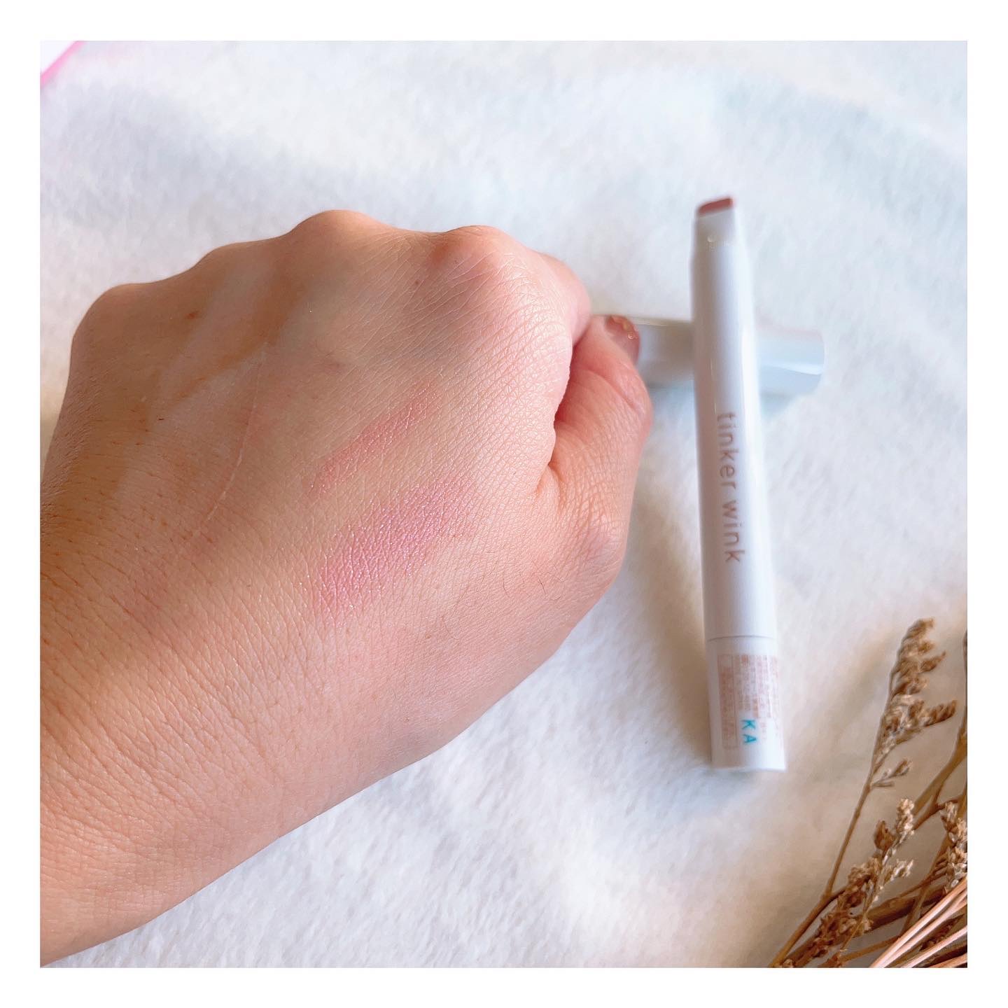 透け感アイシャドウペンシル/ティンカーウィンク/スティックアイシャドウを使ったクチコミ（3枚目）