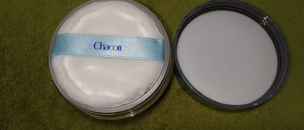 フィニッシングUVパウダー クール/チャコット・コスメティクス/ルースパウダーを使ったクチコミ(3枚目)