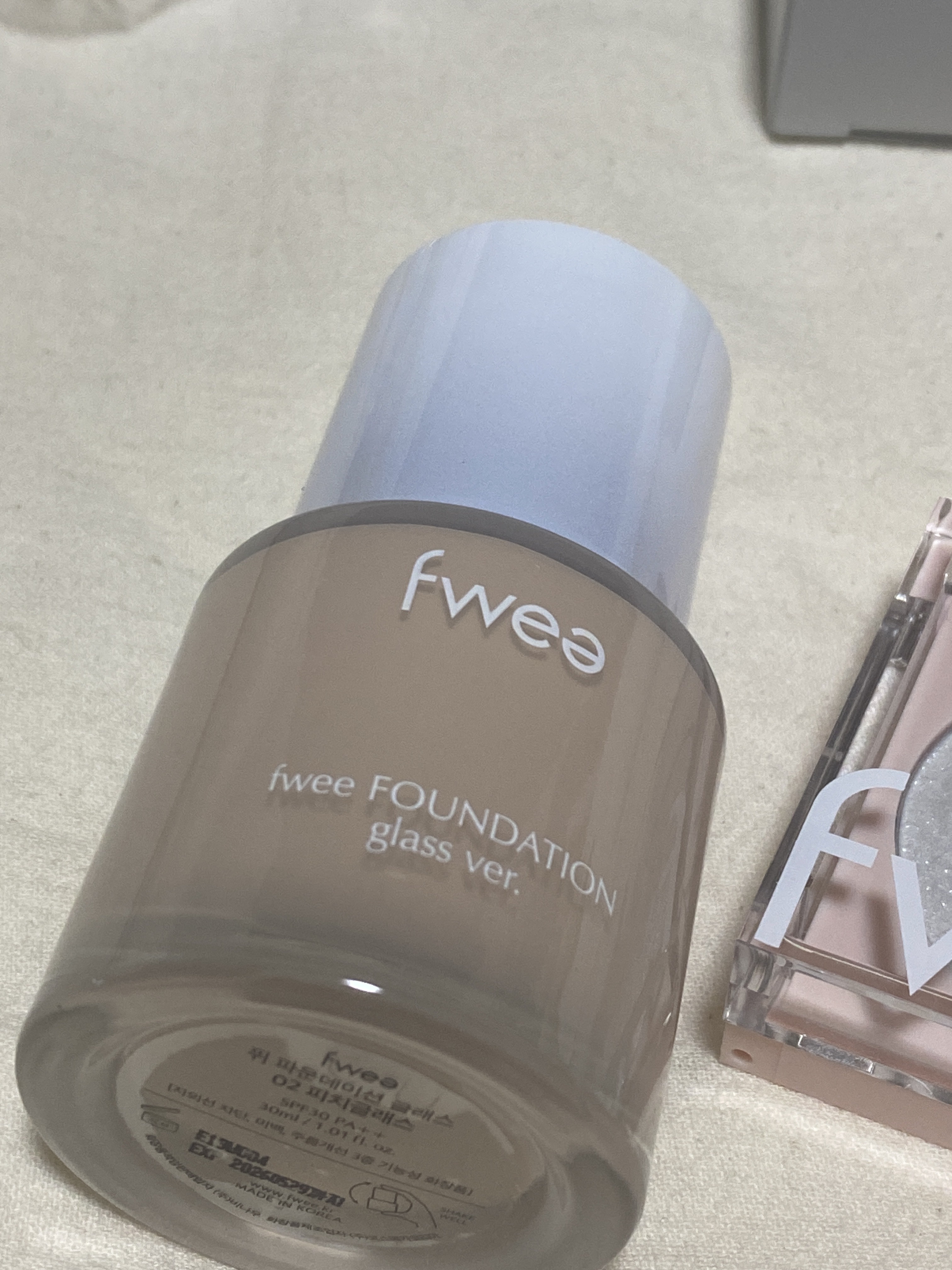 フィーチークメロウ 04 ダイヤ１カラット/fwee/ジェル・クリームチークを使ったクチコミ（2枚目）