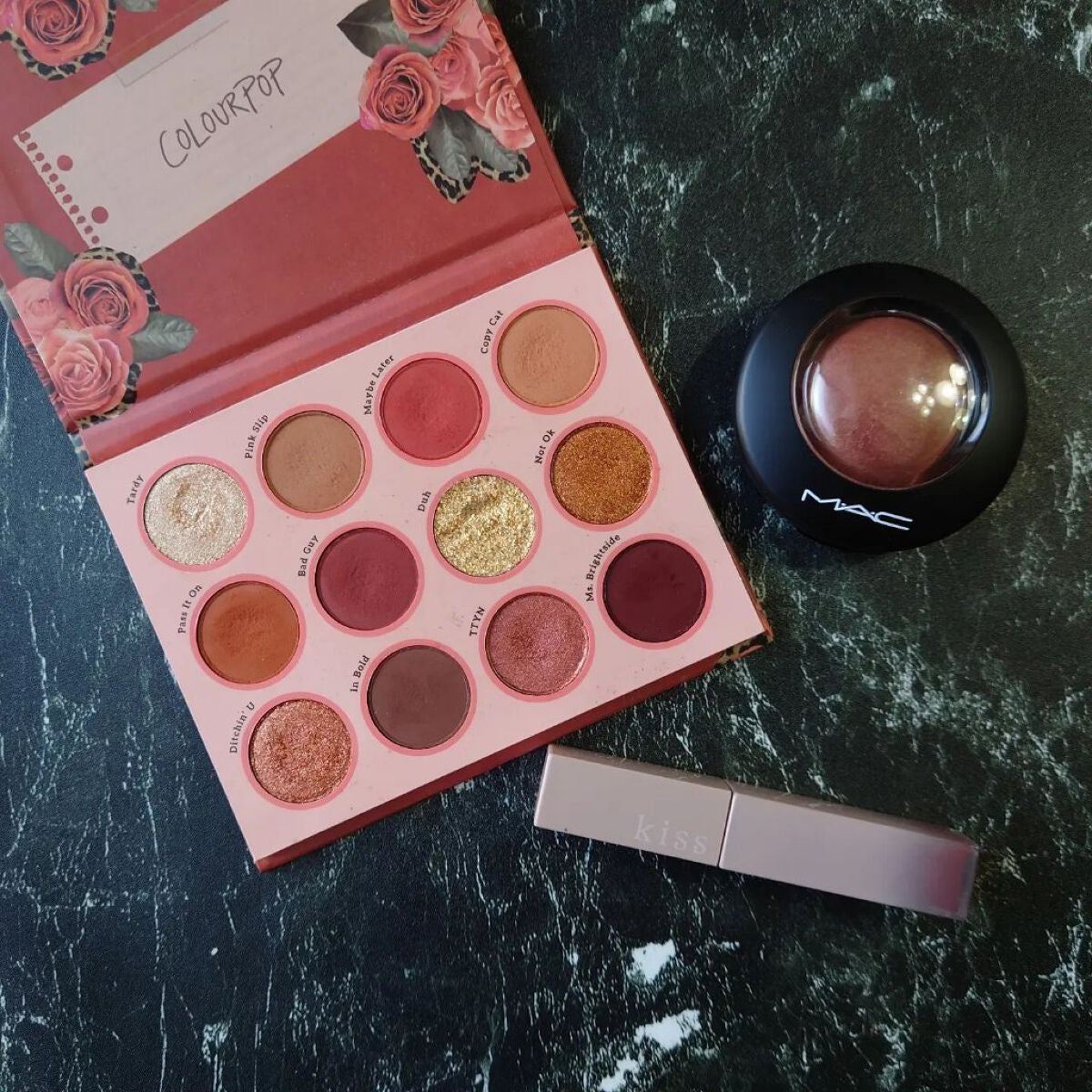 whatever/ColourPop/アイシャドウパレットを使ったクチコミ(3枚目)