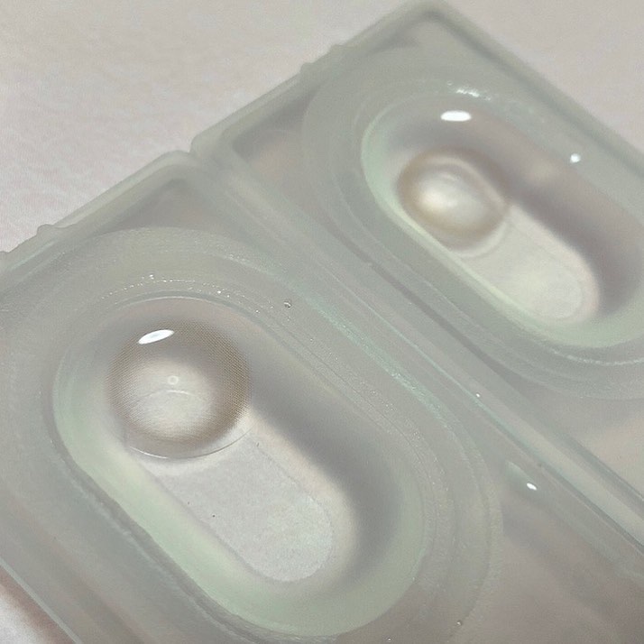 デューイクリスティン グレー/Hapa kristin/カラーコンタクトレンズを使ったクチコミ（2枚目）