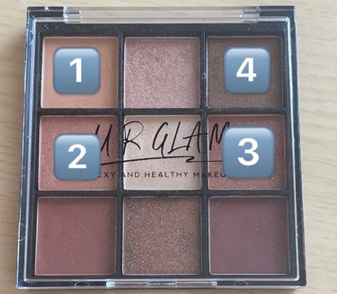 UR GLAM　BLOOMING EYE COLOR PALETTE/U R GLAM/アイシャドウパレットを使ったクチコミ（3枚目）