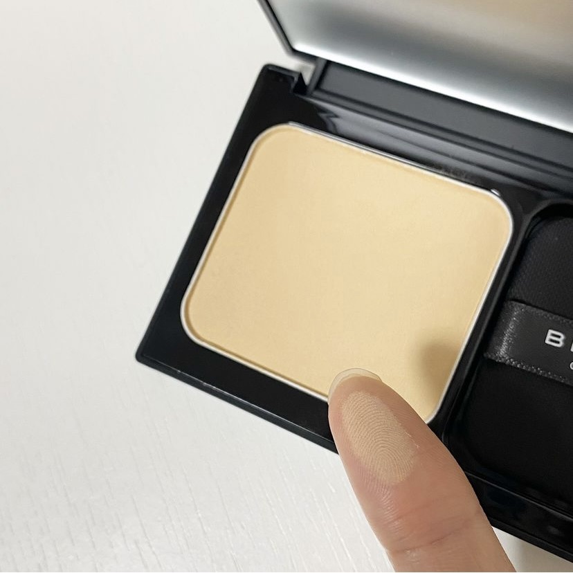 パウダリーファンデーション レジェンダリー グロウ/ブリリアージュ/パウダーファンデーションを使ったクチコミ（3枚目）