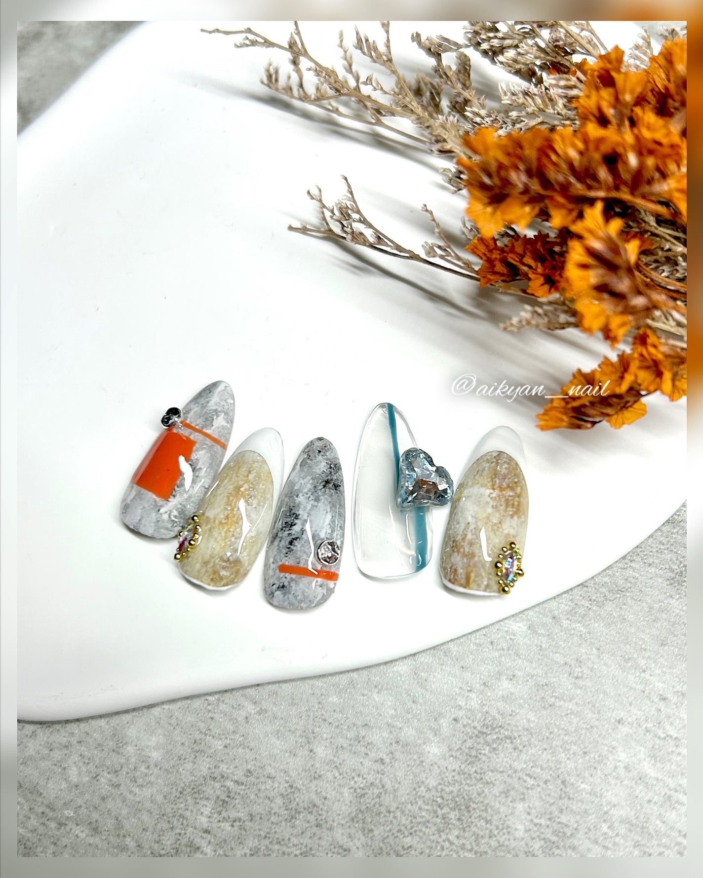 リーフストーン/キラネイル/ネイルチップ・パーツを使ったクチコミ(4枚目)