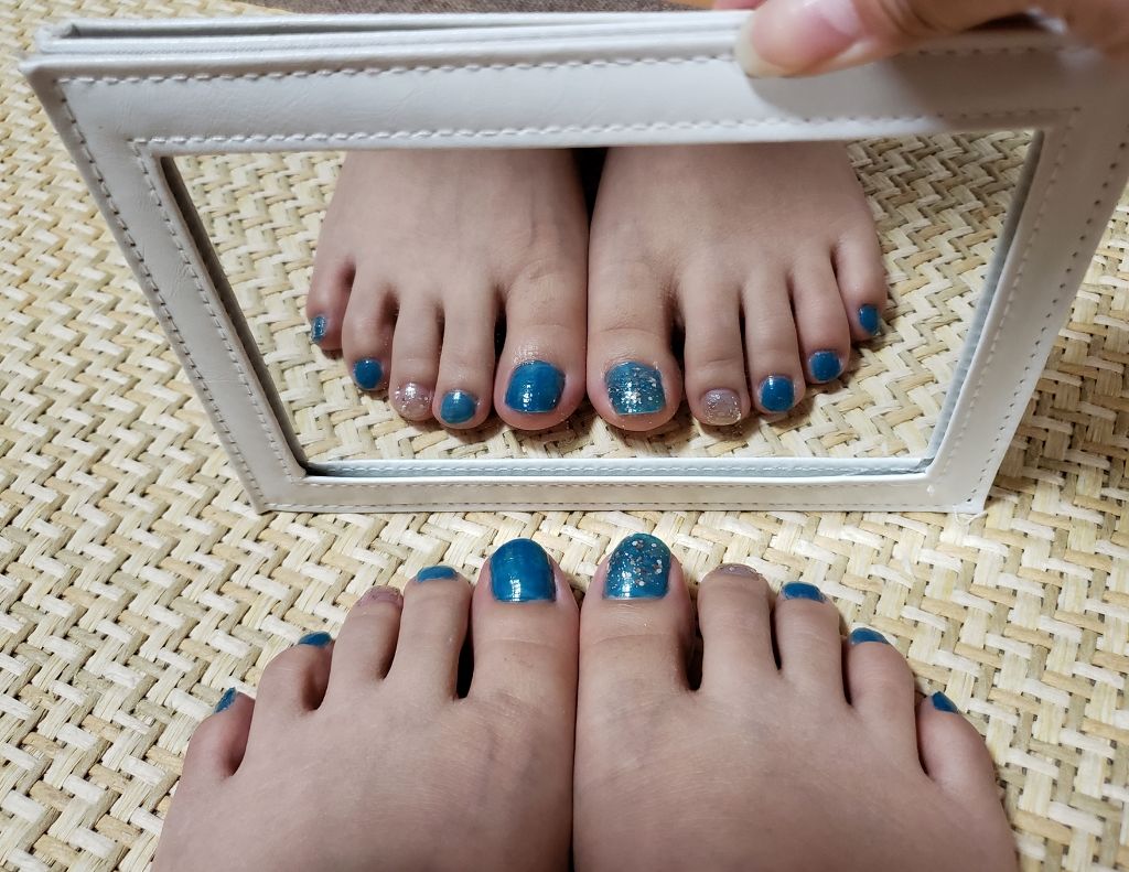 カラフルネイルズ N37 ターコイズブルー/キャンメイク/マニキュアを使ったクチコミ（3枚目）