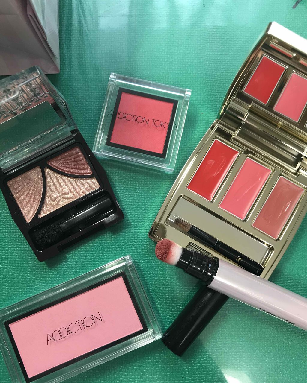 ジューシーピュアアイズ/キャンメイク/アイシャドウパレットを使ったクチコミ(1枚目)