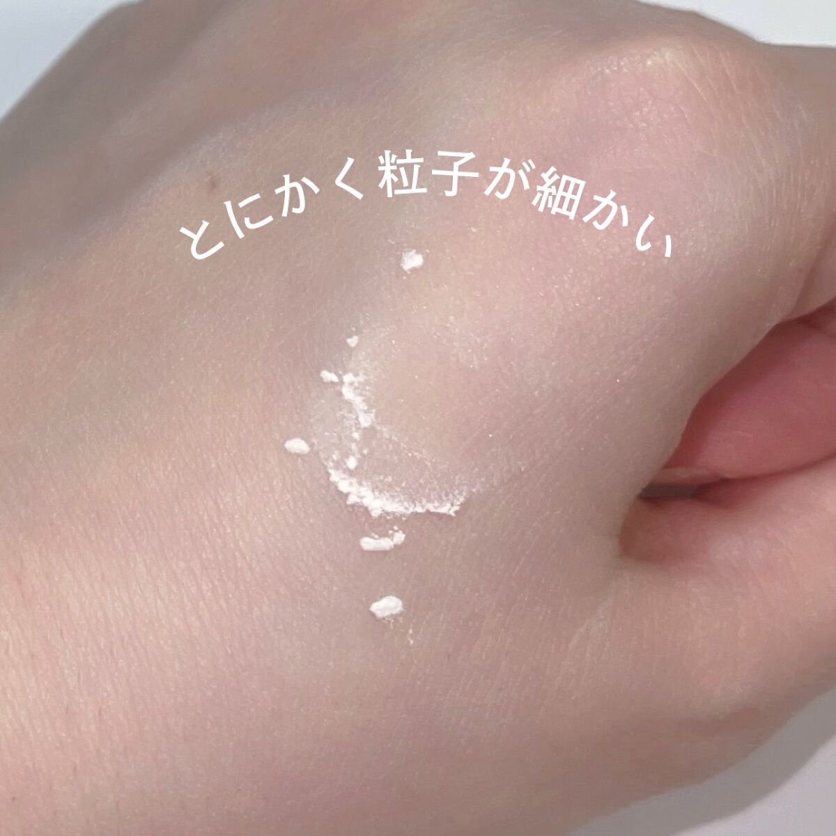 NARS ライトリフレクティングセッティングパウダー ルース N 02383のクチコミ「＼ 人気のフェイスパウダー 🖤🤍／


◇ NARS 
ライトリフレクティングセッティングパウ.....」（2枚目）