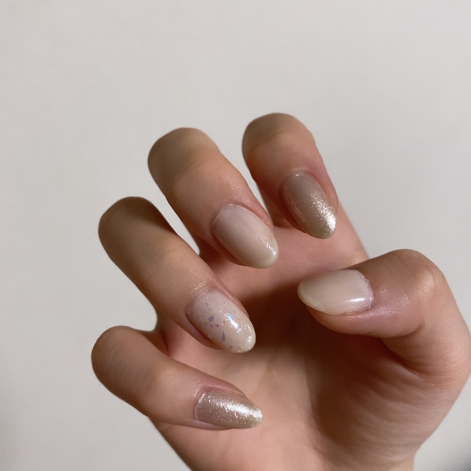 カラフルネイルズ/キャンメイク/マニキュアを使ったクチコミ（2枚目）