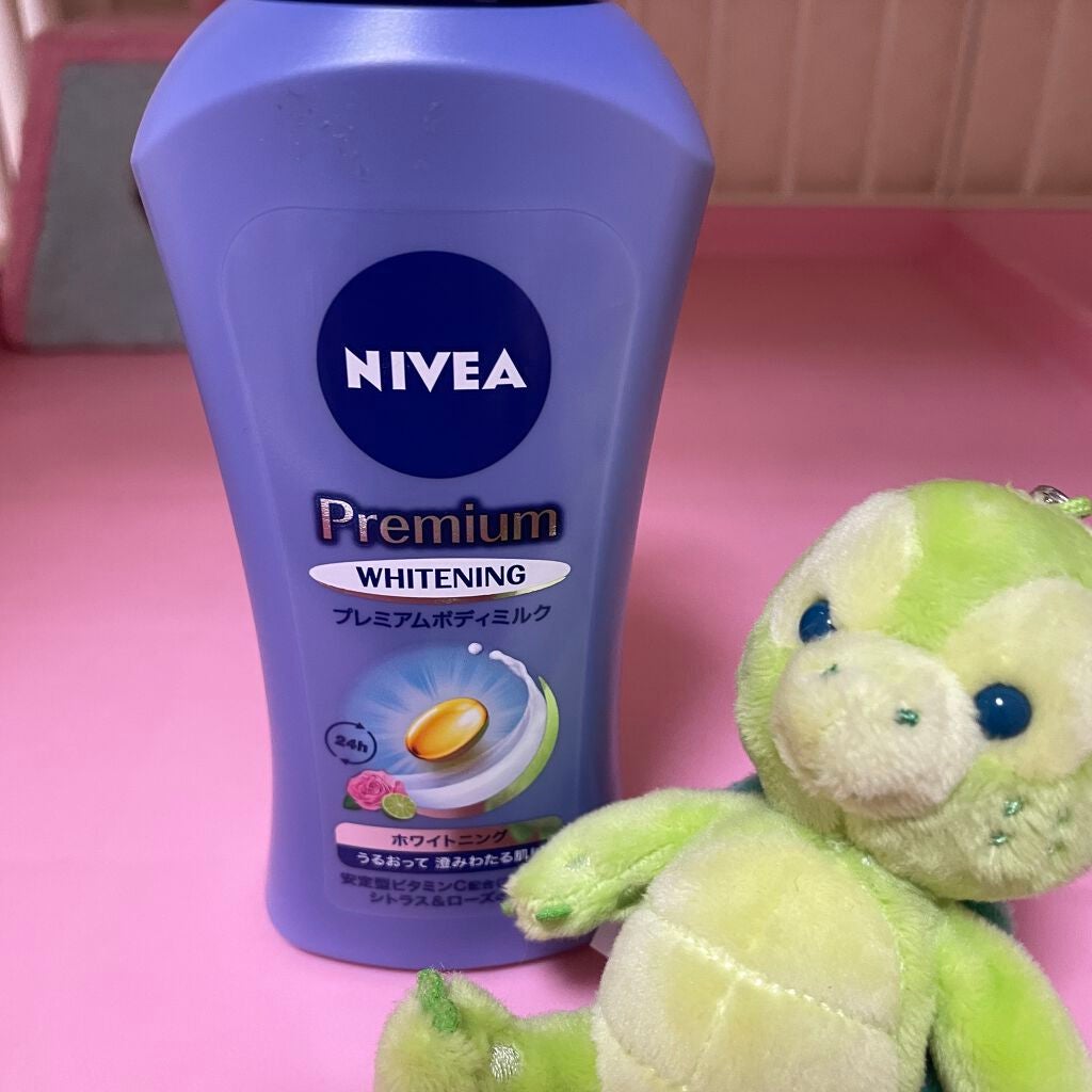 プレミアムボディミルク ホワイトニング【医薬部外品】 /ニベア/ボディミルクを使ったクチコミ(1枚目)