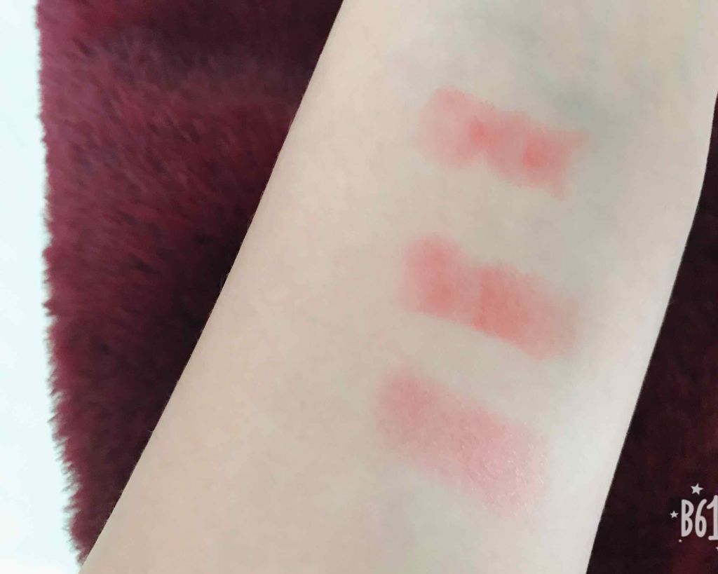 ラスティンググロスリップ/CEZANNE/口紅を使ったクチコミ（3枚目）