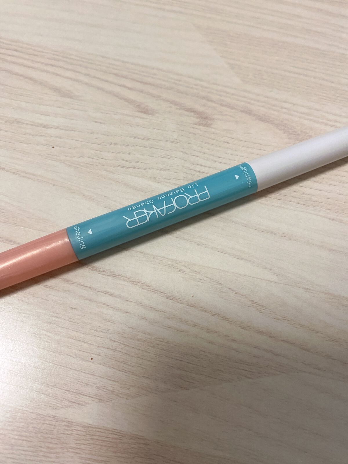 リップバランスチェンジ  01/プロフェイカー/リップライナーを使ったクチコミ（3枚目）