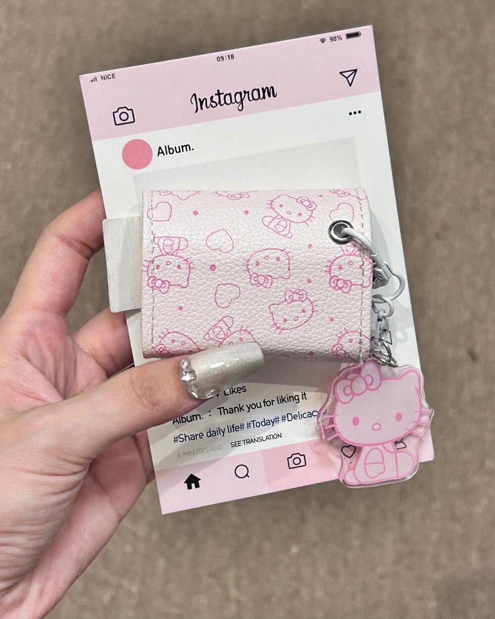 ケース大好きっ子 on LIPS 「ピンクのストライプのキティちゃんはとてもかわいいですね#iPh..」(7枚目)