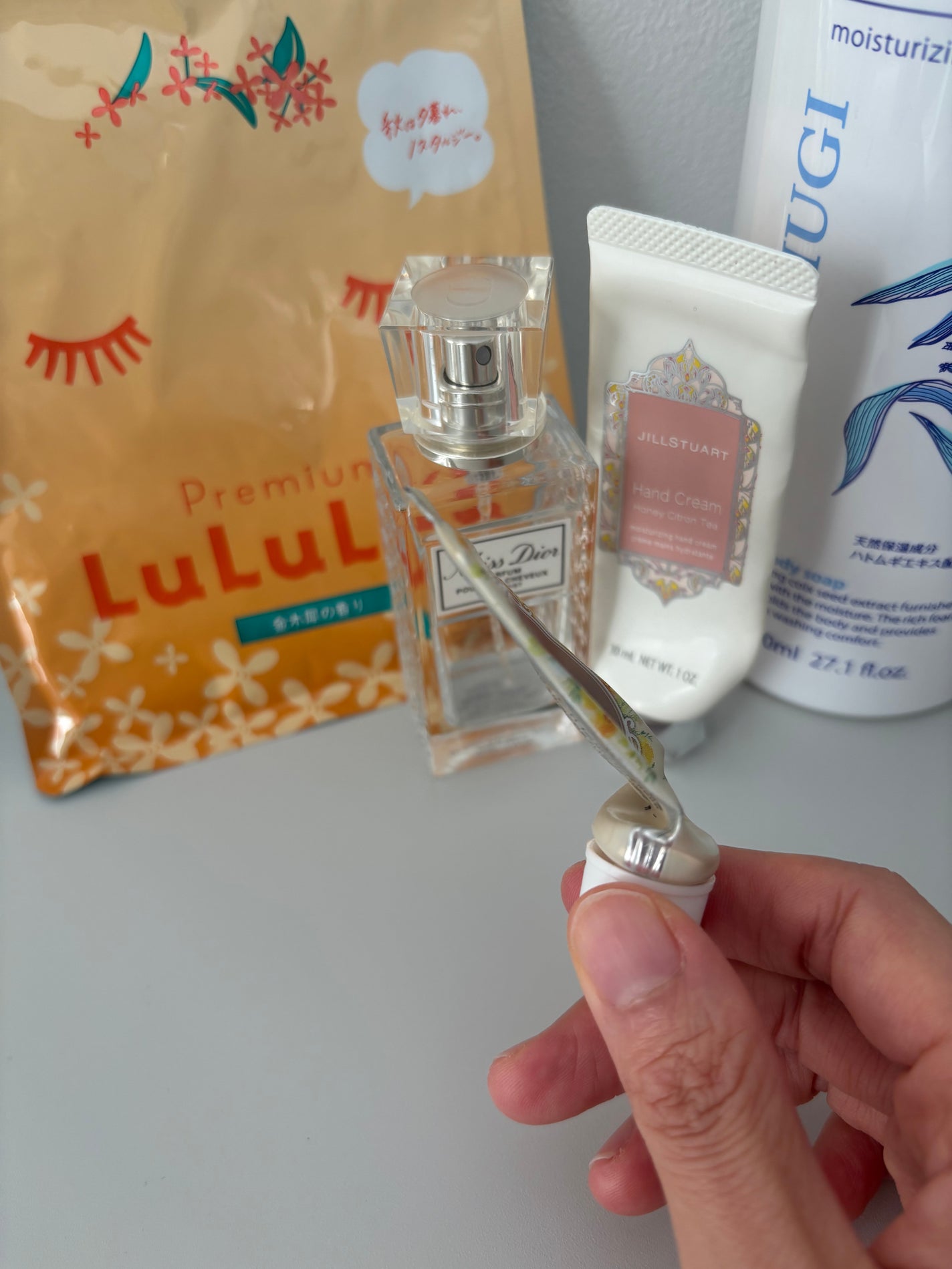 ラスティングマルチアイベース WP/キャンメイク/アイシャドウベースを使ったクチコミ(2枚目)