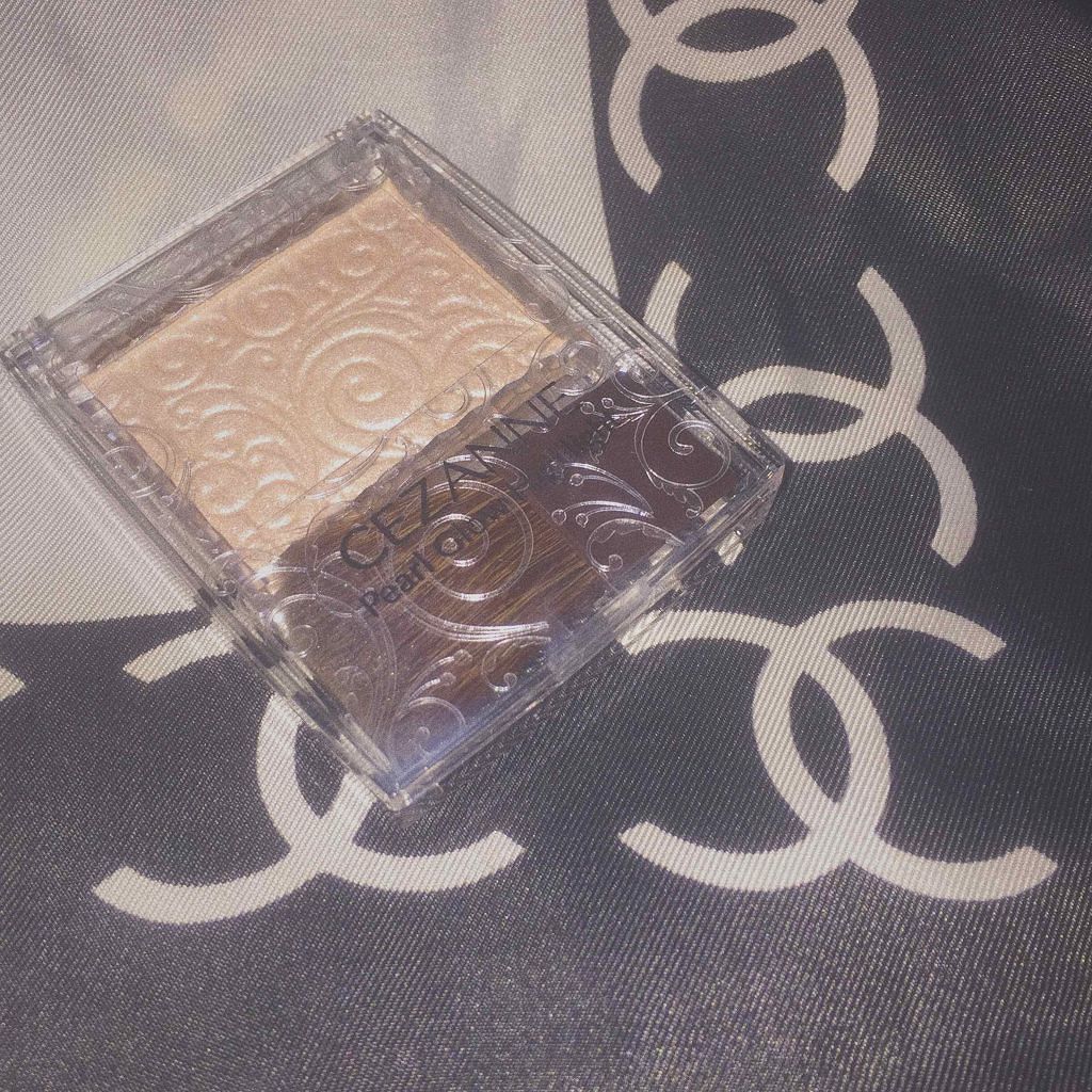 パールグロウハイライト/CEZANNE/パウダーハイライトを使ったクチコミ(1枚目)