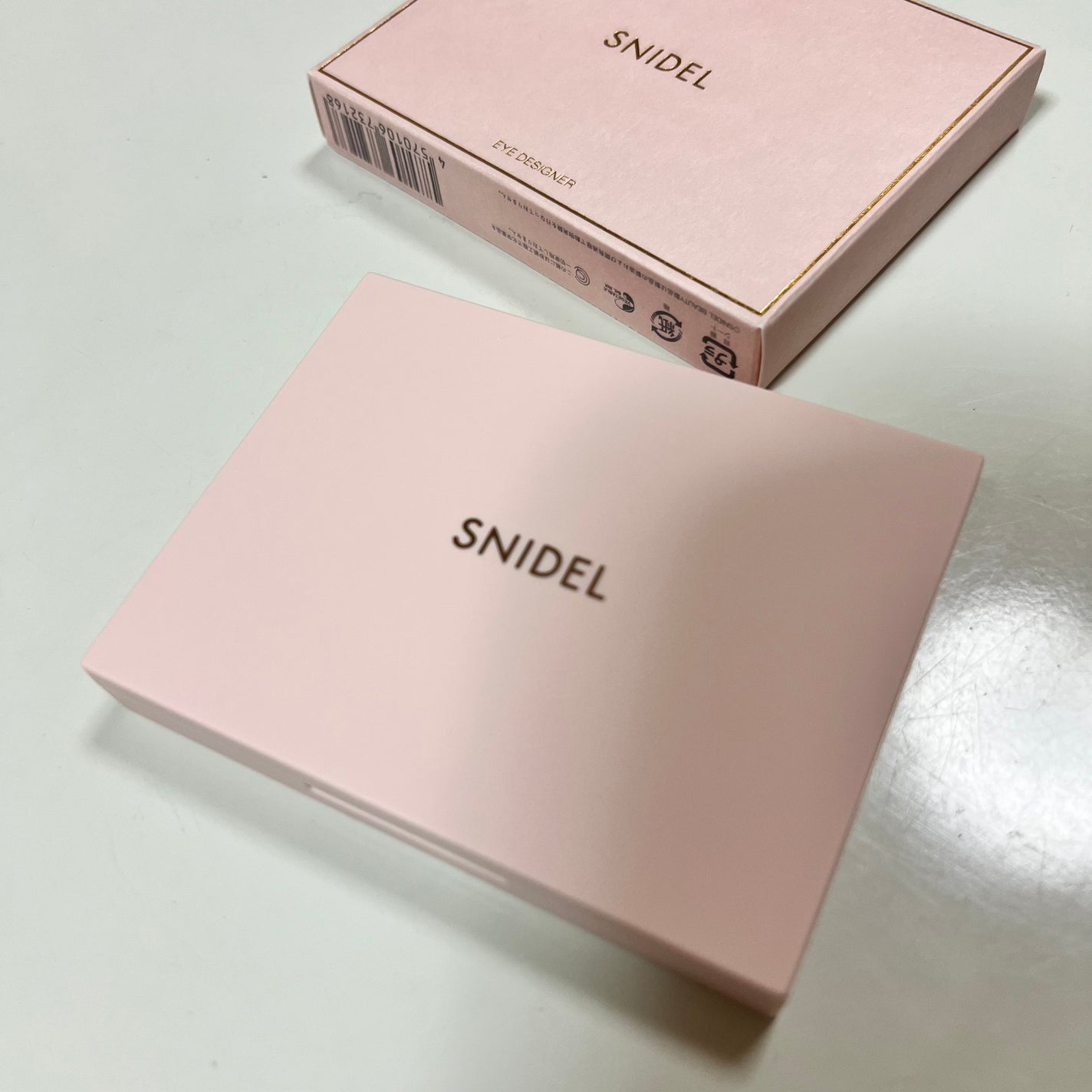 アイデザイナー/SNIDEL BEAUTY/アイシャドウパレットを使ったクチコミ(3枚目)