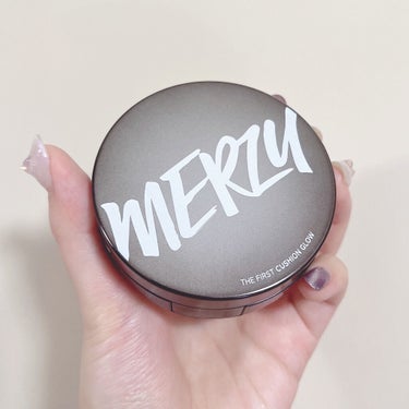 MERZY THE FIRST CUSHION GLOWのクチコミ「ナチュラルなのに綺麗🥺絶対に試してほしいファンデをご紹介します…！！！






▼MERZ.....」（3枚目）