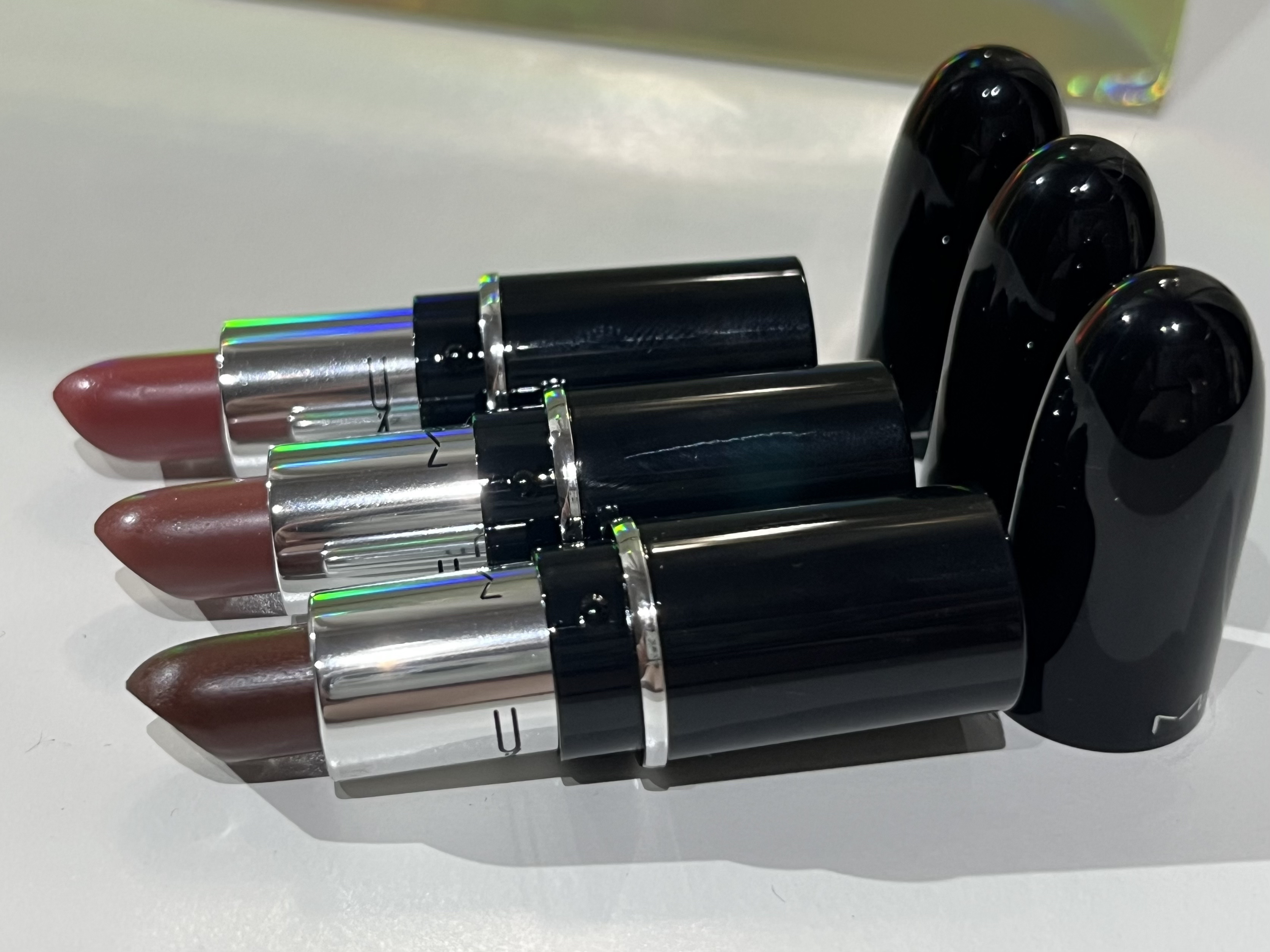 エブリデイ ラグジュアリー ミニ ラスターガラス リップスティック トリオ ニュートラル/M・A・C/メイクアップキットを使ったクチコミ（3枚目）