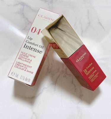 コンフォート リップオイル インテンス 04 インテンス ローズウッド/CLARINS/リップグロスを使ったクチコミ（1枚目）