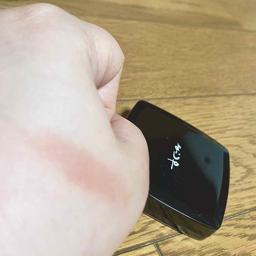 よーじや 粧具 フェイスカラーのクチコミ「今日特に目的もなく大丸に入った際に、よーじやのコスメのカウンターが目に入り、たまたま触ったこの.....」（3枚目）