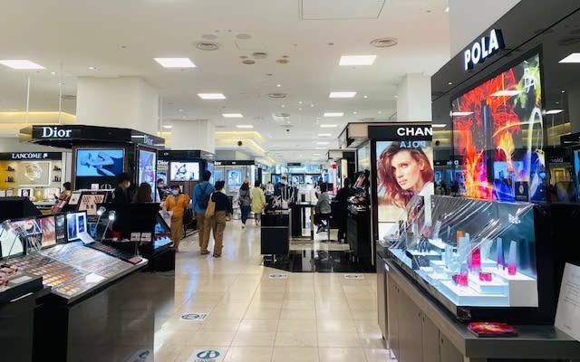 スキンモデリングアイズ/LUNASOL/アイシャドウパレットを使ったクチコミ(1枚目)