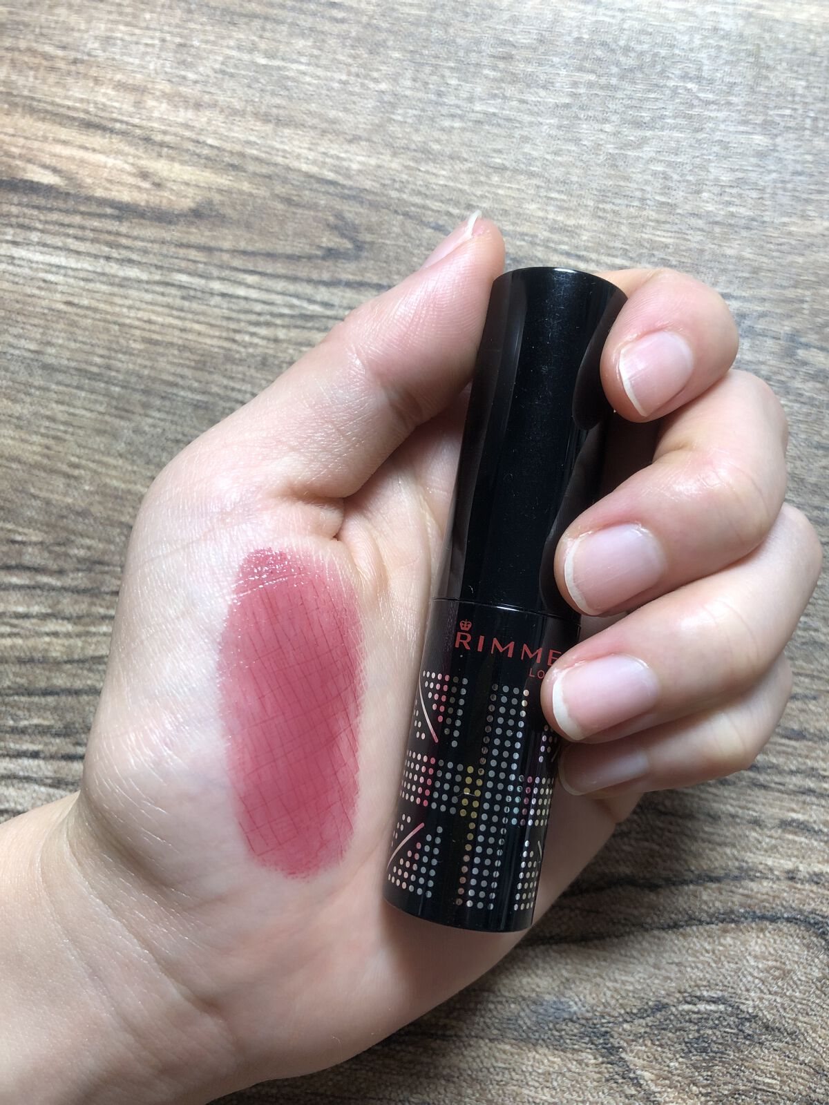 ラスティングフィニッシュ クリーミィ リップ/リンメル ロンドン/口紅を使ったクチコミ（1枚目）