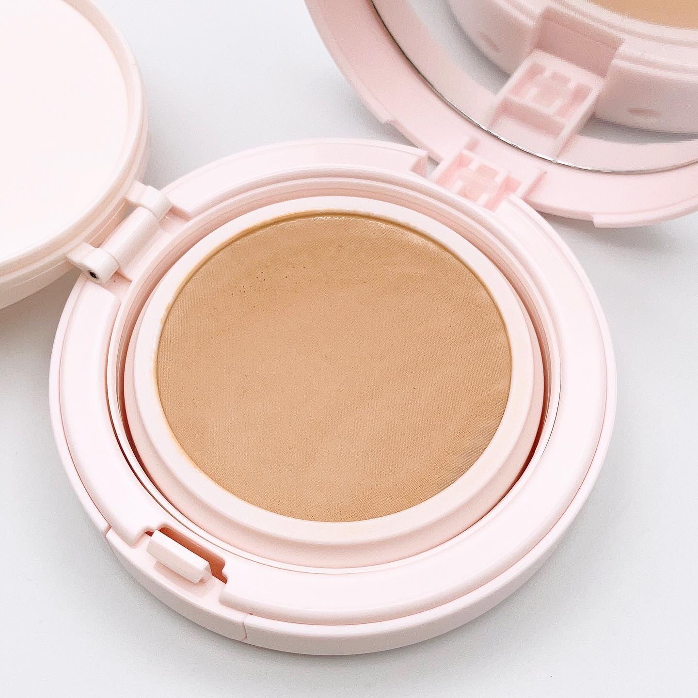 アクアリー スキンウェア カバー 02 ナチュラルベージュ/ESPRIQUE/クッションファンデーションを使ったクチコミ（3枚目）