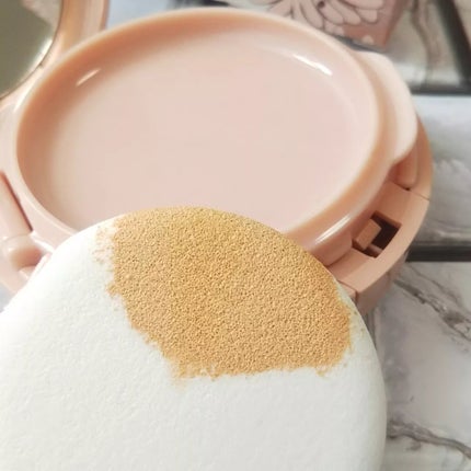 シースルー ヴェール コンパクト/PAUL & JOE BEAUTE/ファンデーションを使ったクチコミ(5枚目)