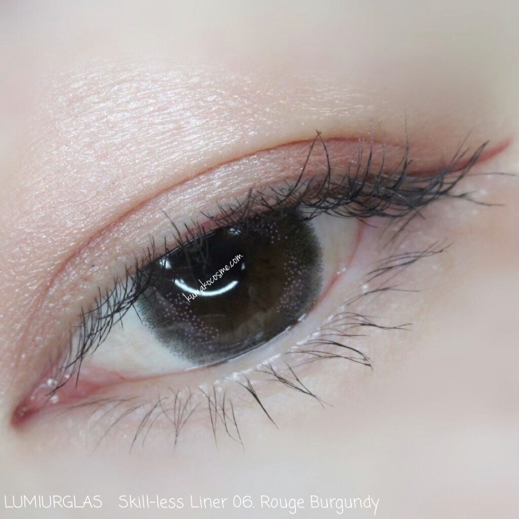 スキルレスライナー/LUMIURGLAS/リキッドアイライナーを使ったクチコミ(6枚目)