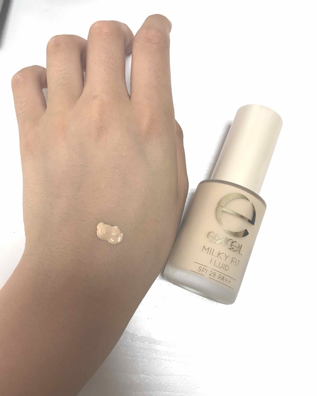 ミルキィフィットフルイド/excel/リキッドファンデーションを使ったクチコミ(4枚目)