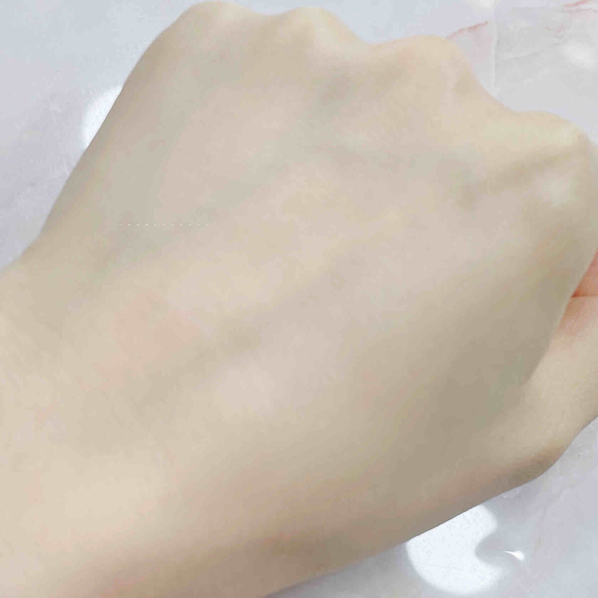 UVエアシールド/TWANY/日焼け止めミルクを使ったクチコミ(3枚目)