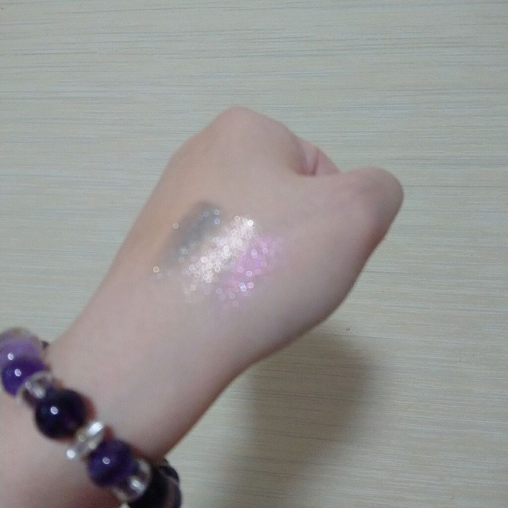 プリズムカラーピグメント/Witch's Pouch/単色アイシャドウを使ったクチコミ（3枚目）