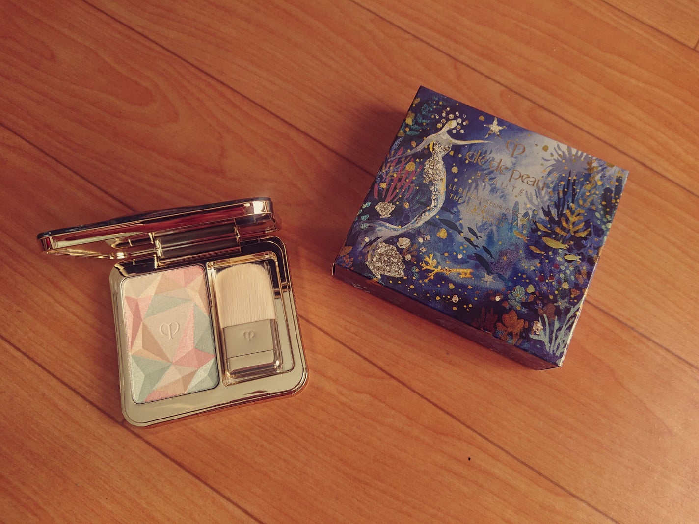 ル・レオスールデクラ /クレ・ド・ポー ボーテ/パウダーハイライトを使ったクチコミ(1枚目)