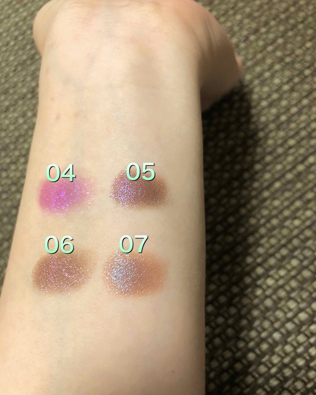 マルチグリッターカラー/ENBAN TOKYO/単色アイシャドウを使ったクチコミ(2枚目)