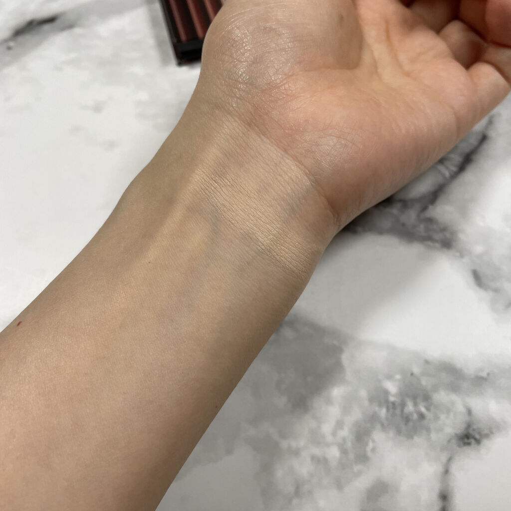 ボーン ディス ウェイ アンディテクタブル 24H マット ファンデーション ヌード/Too Faced/リキッドファンデーションを使ったクチコミ（3枚目）